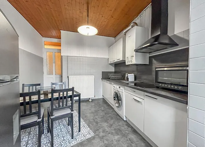 Appartement Vue Sur La Bastille Appt Calme Et Cosy