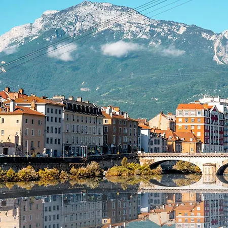 Lägenhet Vue Sur La Bastille Appt Calme Et Cosy Grenoble