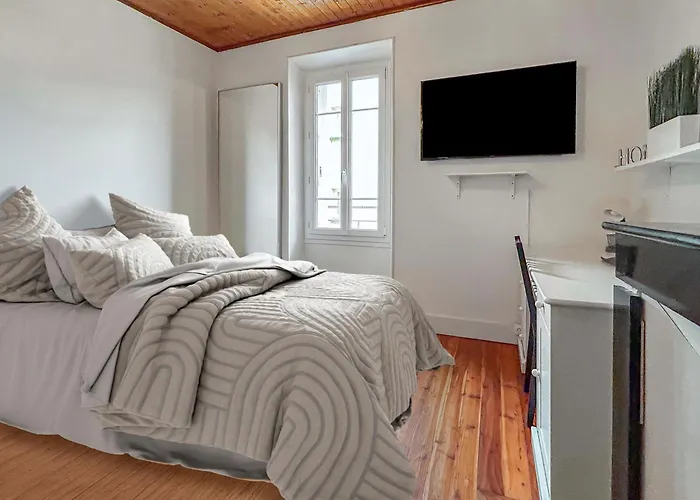 Vue Sur La Bastille Appt Calme Et Cosy *